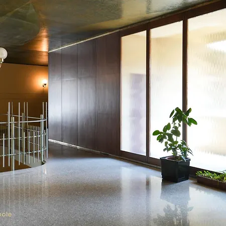 Apartment Daverio Design House *
